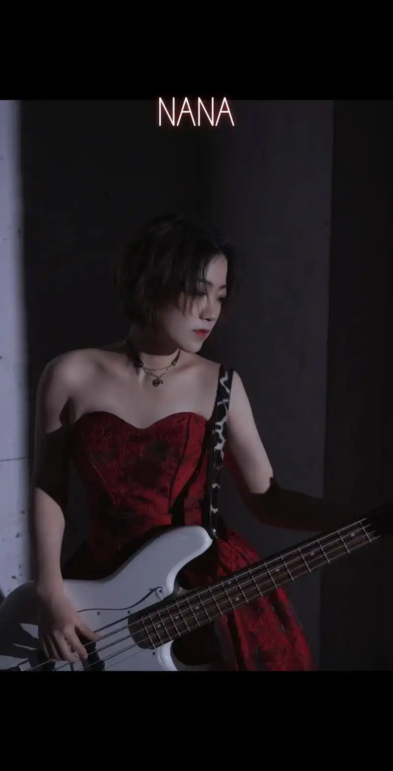 nana大崎娜娜小松奈奈