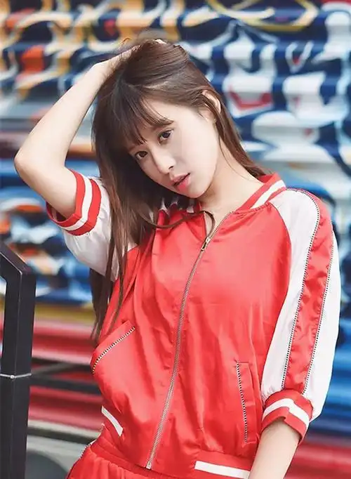 孙诗雯_鱼子酱艺人孙诗雯简介-奇树有鱼