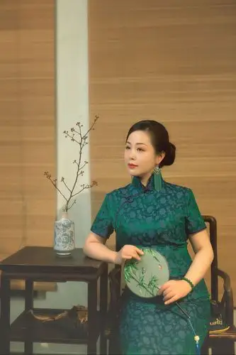 旗袍美人 - 美篇