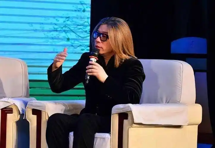 功夫不负有心人.父亲郭科会去世后,郭岗学习更加拼命了.