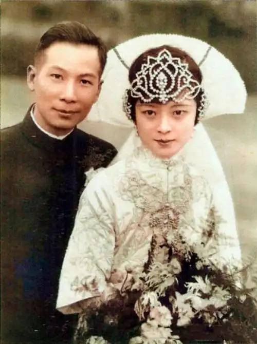 老照片:1912-1949年,10张民国彩色结婚照,最后一张美艳动人