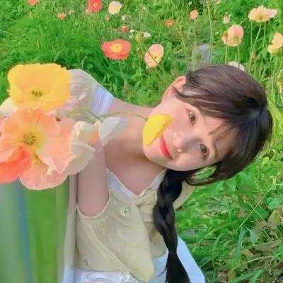 女生森系干净头像