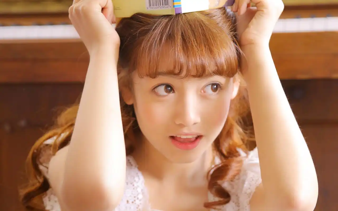 养眼美女治愈系唯美文艺写真图片壁纸