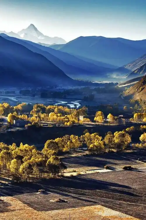 中国最美的50个秋景,去过20个就算旅行达人,你去过几个了?