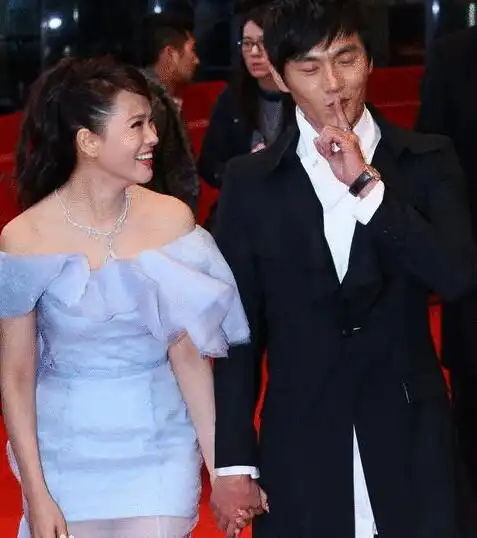 伊能静将和未婚夫秦昊明年2月份完婚