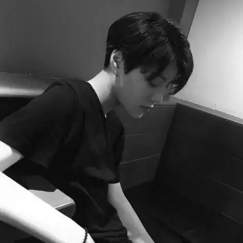 直人男生头像黑白帅气冷酷悲伤霸气合集更新了