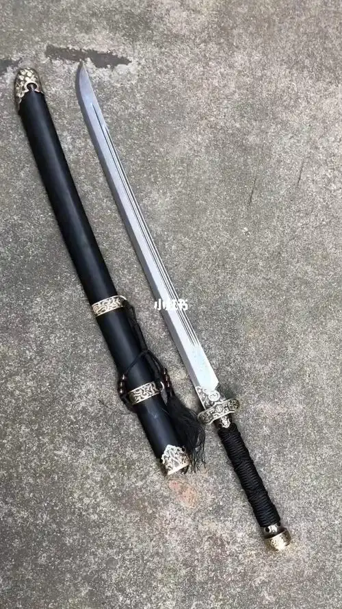 摸金校尉黑金古刀