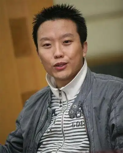 曝李玉刚春晚节目曝光与杨幂李恭演穿越音乐剧