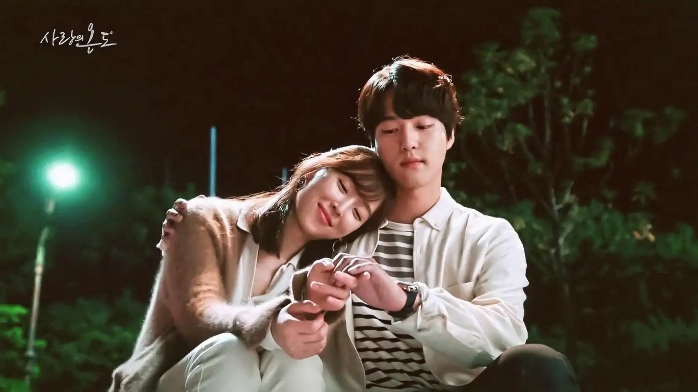 韩剧《爱情的温度》人物剧照高清壁纸