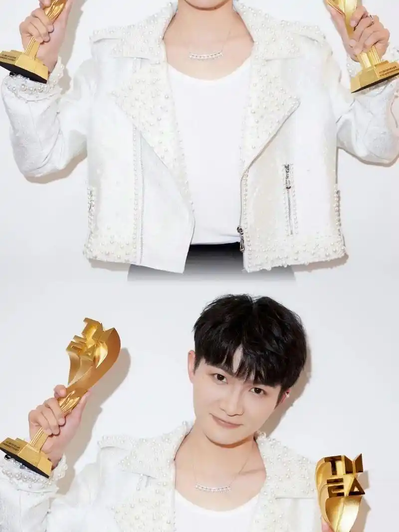 周深壁纸315666156691566璀璨冒险人 #腾讯音乐娱乐盛典