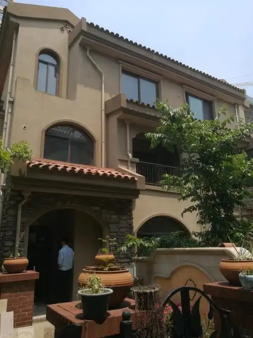 【第一次拍卖】常熟市海虞镇王市路698号七里香庭11幢104室(别墅)