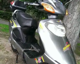 出售个人自用48v20a金超威电动踏板车