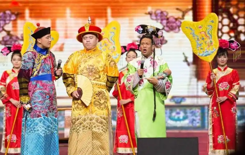 搞笑小品 保险年会小品搞笑大全