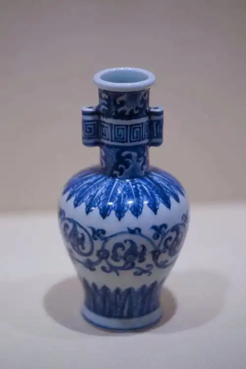 罕见明代空白期官窑瓷器在故宫展出奉上高清大图