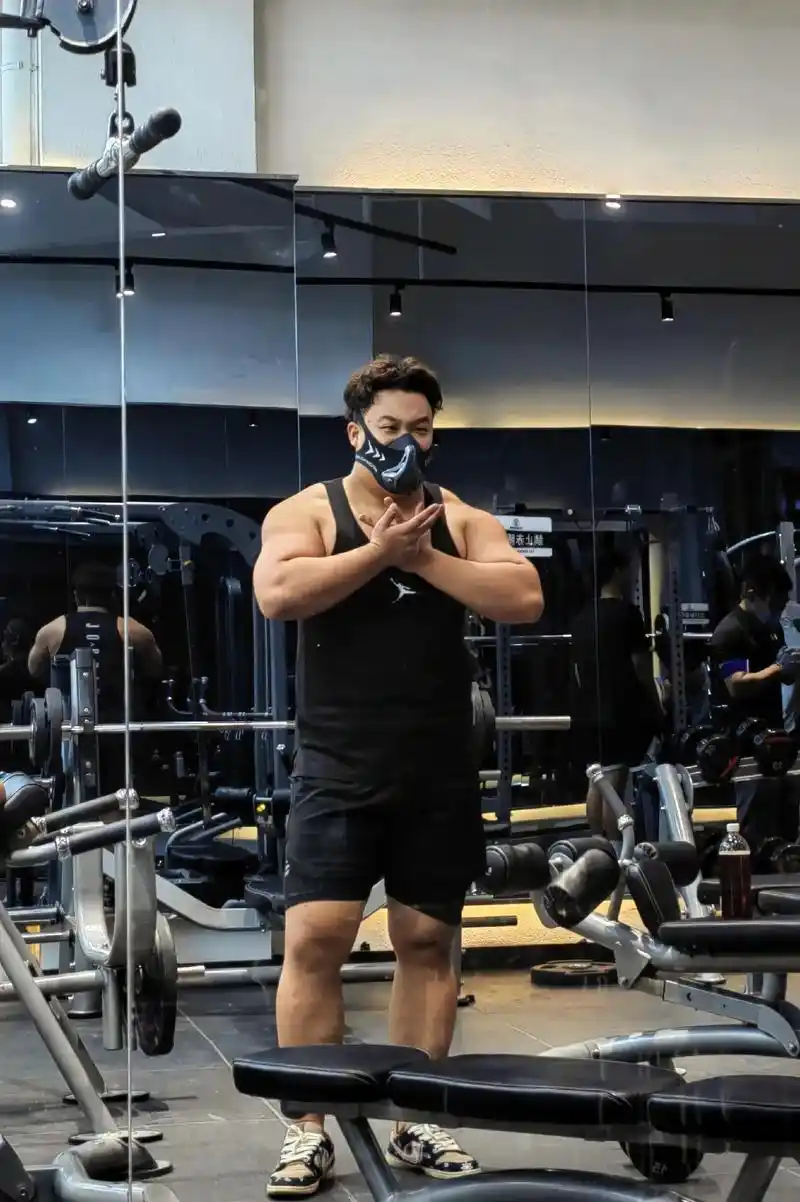 恢复第12天#佛系健身 #唯有训练不可辜负 #肌肉男养成中  - 抖音