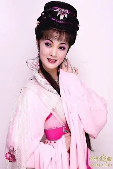 裘丹莉_戏苑新蕾_戏曲名家_神州戏曲网
