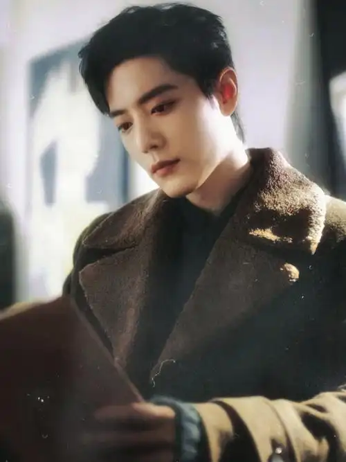 真的好想看肖战拍民国戏啊