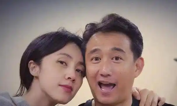 孙莉被黄磊追到手时才18岁,看完孙莉旧照后,才知道黄磊有多美哉