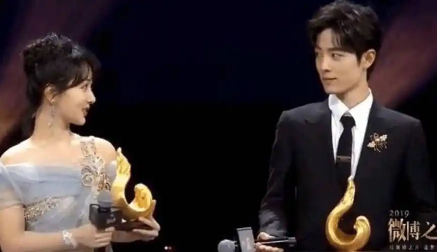 四大顶流上榜争第一,肖战的票数令人意想不到_王一博_king_易烊