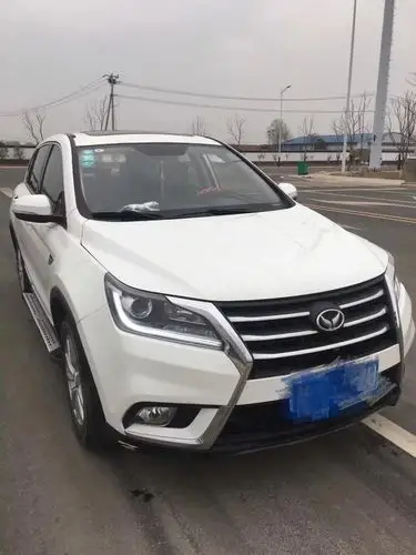 16年北汽幻速s6小型车 [已售]