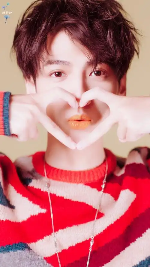 秋水为神玉为骨皎如玉树临风前罗云熙leo