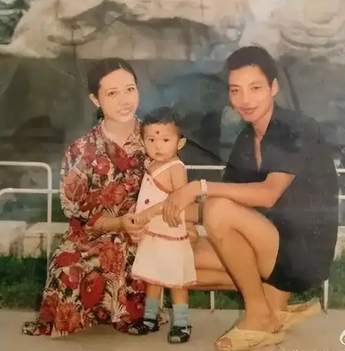 张含韵"被不雅照事件"始末,和她凌晨被刘德华召见的原因