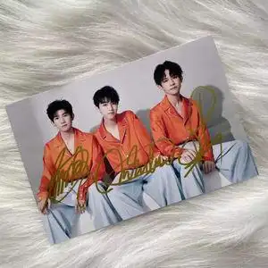 tfboys亲笔签名照片王俊凯王源易烊千玺签名照周边送同学毕业礼物