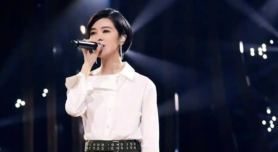 知名"超女"出场费曝光,李宇春最高,张靓颖不如谭维维,郁可唯_周笔畅