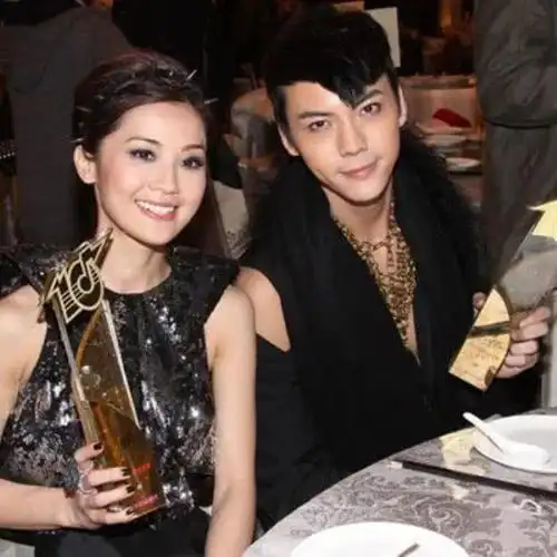 陈伟霆女友现任是谁 前女友有哪几个