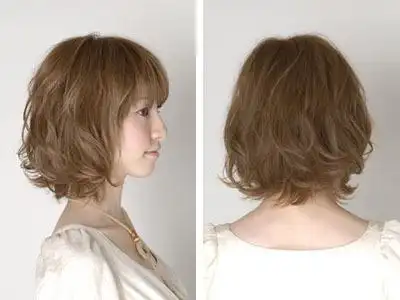 头发中长 但有自来卷 较粗硬 且多 适合什么发型