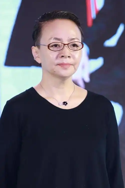 宋丹丹简历资料个人(演员足迹多元成就丰硕)-52线报网