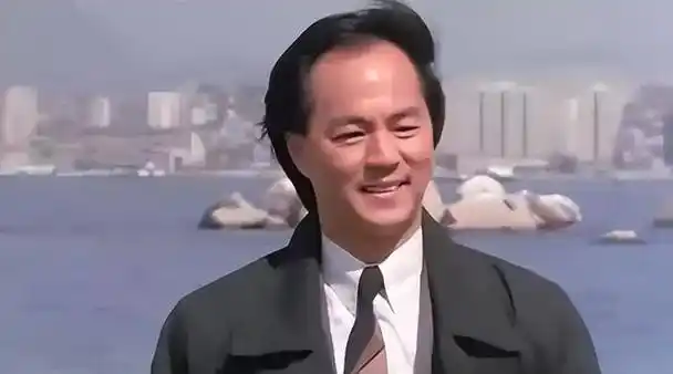 不做大哥多年,走出《英雄本色》的狄龙,是大侠迟暮还是宝刀未老