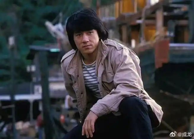 成龙发文庆祝70岁生日##荣耀magic6