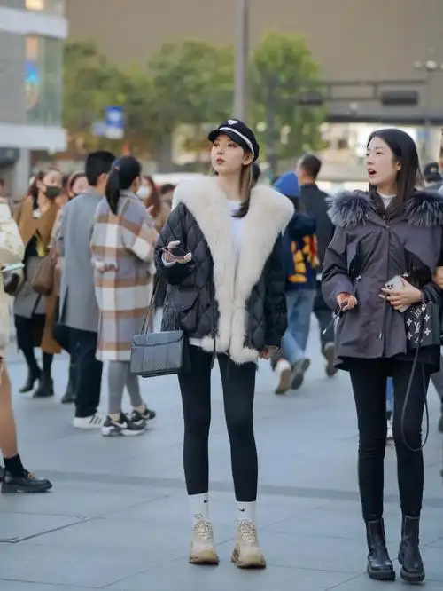杭州时尚穿搭街拍20211127