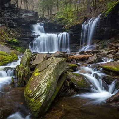 瀑布风景微信头像,令人惊叹大自然的鬼斧神工