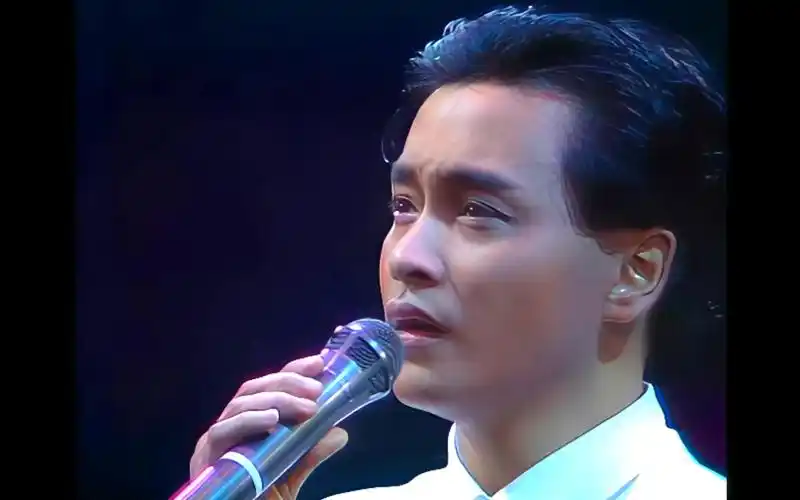 【张国荣】张国荣告别演唱会《明星》ai修复_哔哩哔哩_bilibili