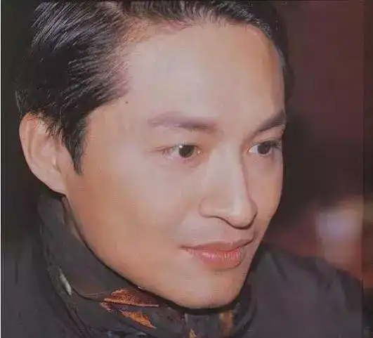 年轻时的马景涛颜值非常抗