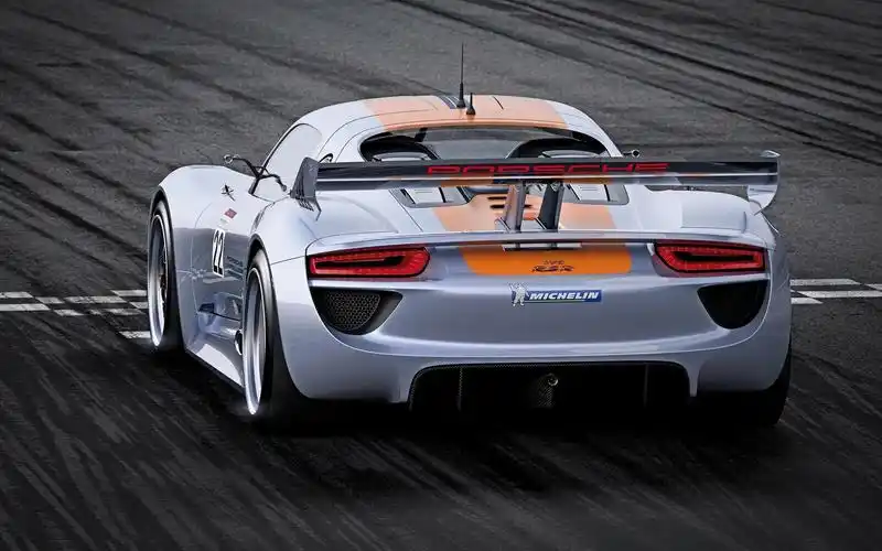 【极品飞车16】porsche attack 保时捷918 rsr 白金奖牌 6:06.10