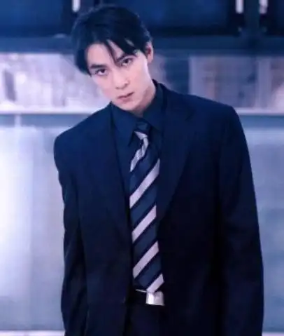 吴彦祖个人资料(圈中孝子吴彦祖:与老婆恩爱11年无绯闻,为照顾母亲