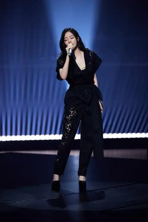 张靓颖超话78#天赐的声音#于人生旅途中一同追寻心中梦想.