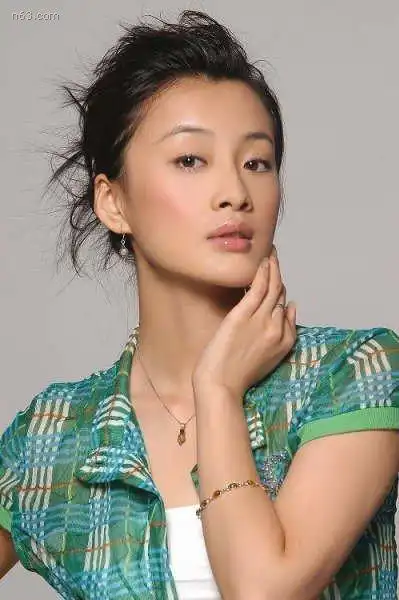 徐翠翠写真图片-自制960x854壁纸.-明星写真馆n63.com