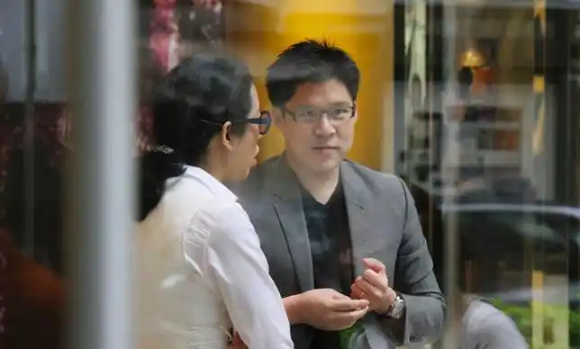 朱玲玲离婚被子女谅解霍启刚仍内心遗憾霍启山霍启仁为妈庆生