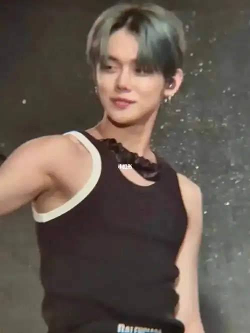 崔然竣你是无袖的神