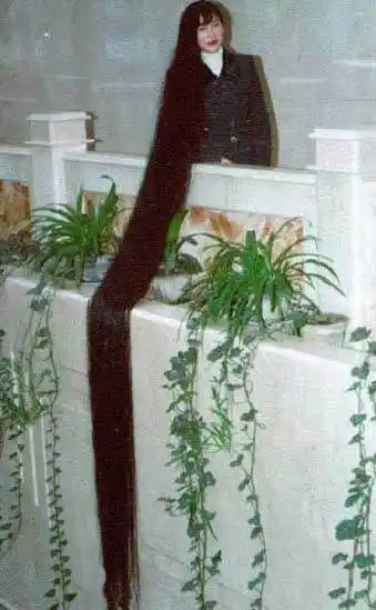 世界上头发最长的人