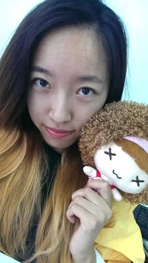 素颜女神的秘密 新htc one美肤堪比化妆师