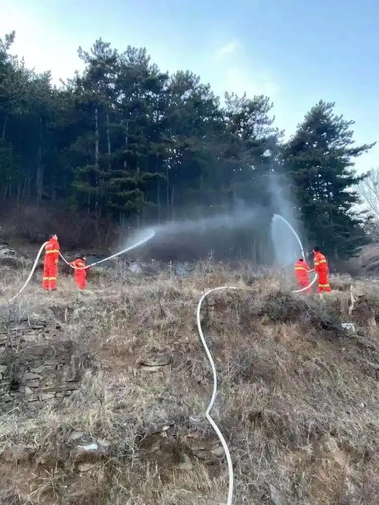沁源县打造冰雪防火隔离带筑牢森林防火安全屏障