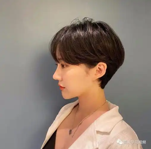 精致"露耳短发"(30款) - 99短媒 - 短视频运营推广学习教程平台 - 抖