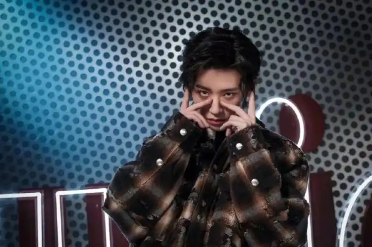 分享图片小鬼王琳凯