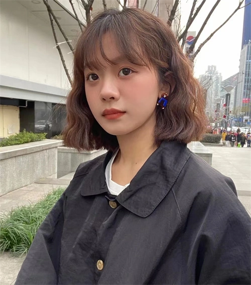 可爱软萌蛋蛋卷 减龄女生短卷发_女生卷发 - 美发站
