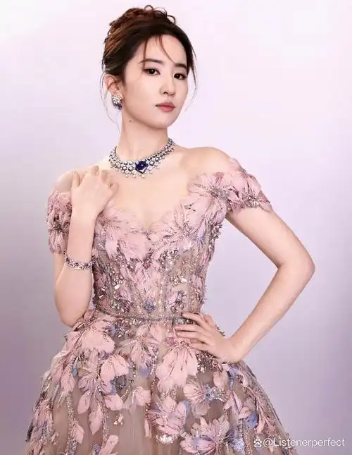 刘亦菲高清写真图